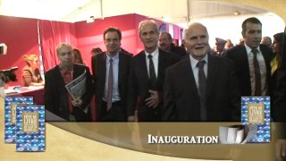 Zoom Inauguration fête du livre de Toulon 2011 CG83